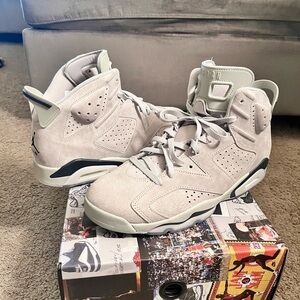 🎉🎉🎉FLASH SALE🎉🎉Air Jordan 6 Retro (like-new)